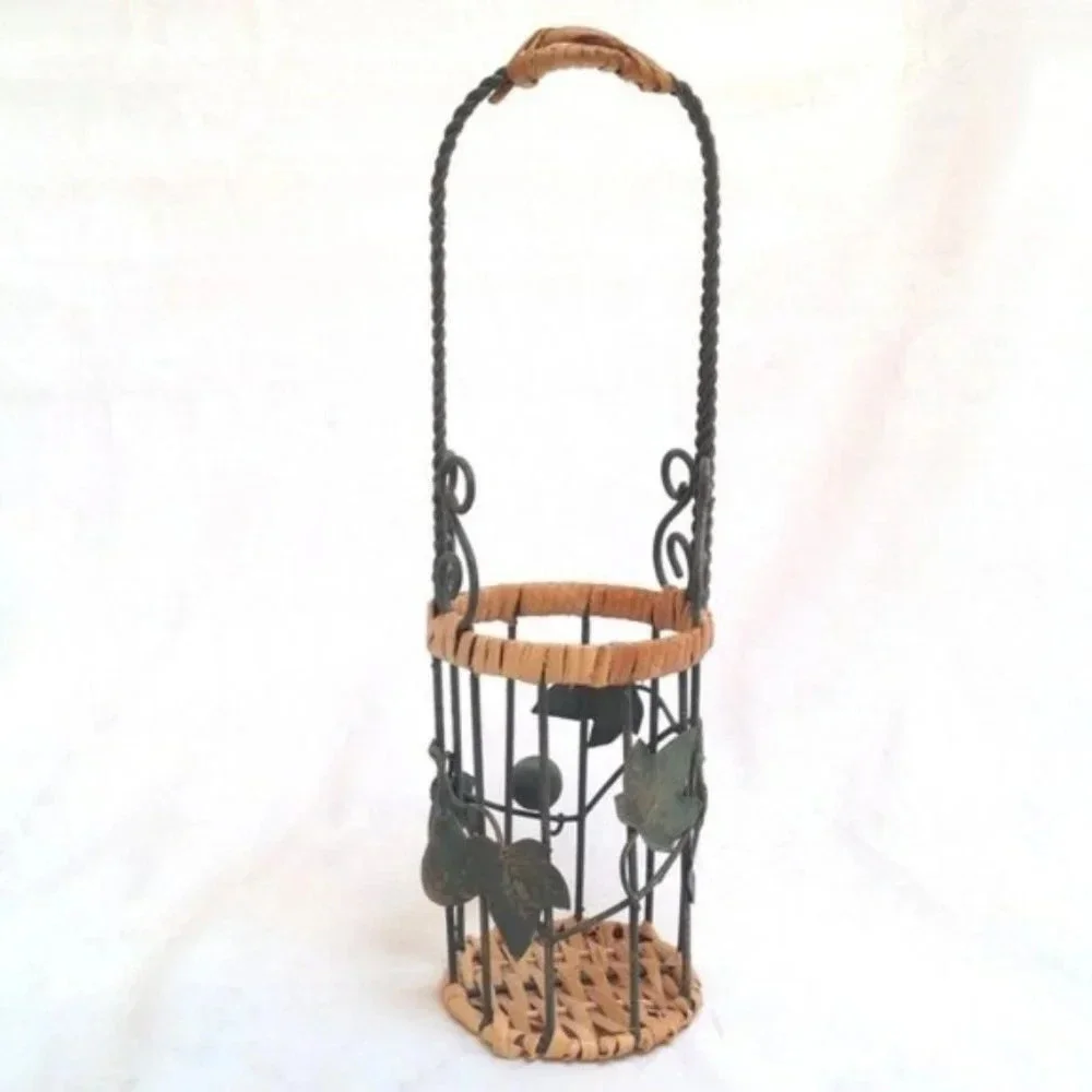 Rattan Metal Wine Bottle Holder Basket Vine Leaves Decor Present Gift Summer